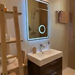 Apartment Eden Heights - Chlorakas Paphos - Sea View Luxury 2 Bed By Yiota *