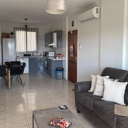 Eden Heights - Chlorakas Paphos - Sea View Luxury 2 Bed By Yiota *